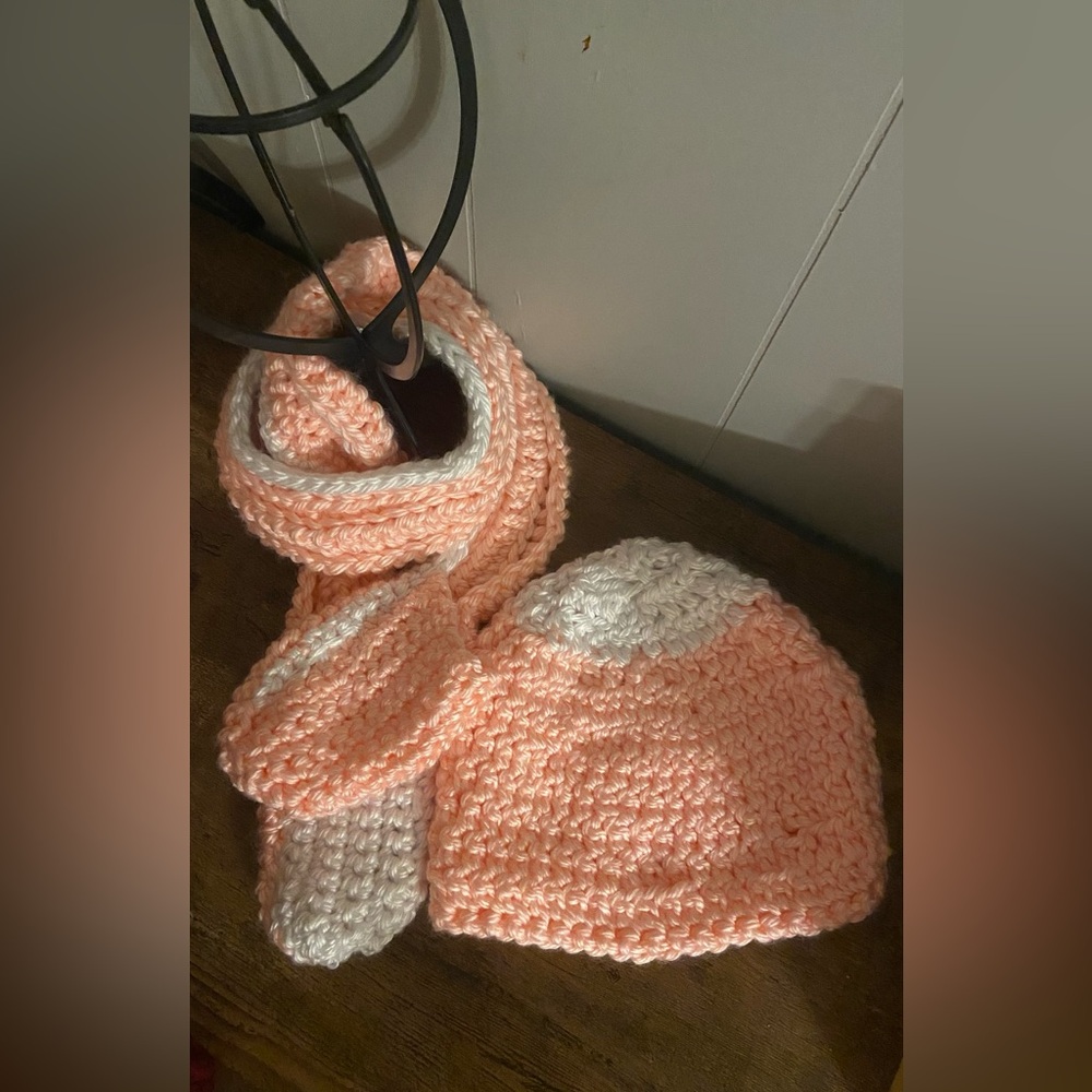Pink/White Beanie w/ scarf